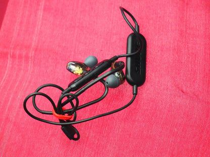 Shure SE425 BT1 Bluetooth Earbuds