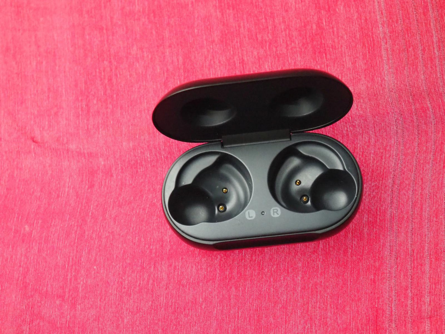 Samsung Galaxy Buds Case Only & Working