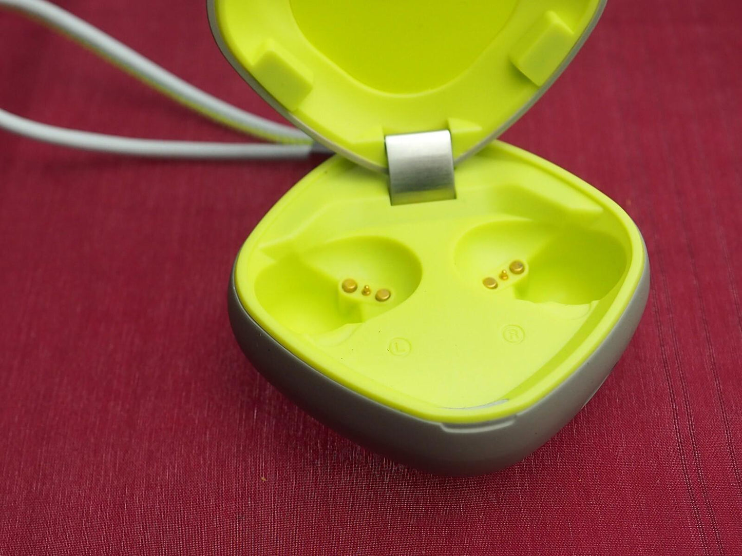 Ayake Earbuds Case Only & Working