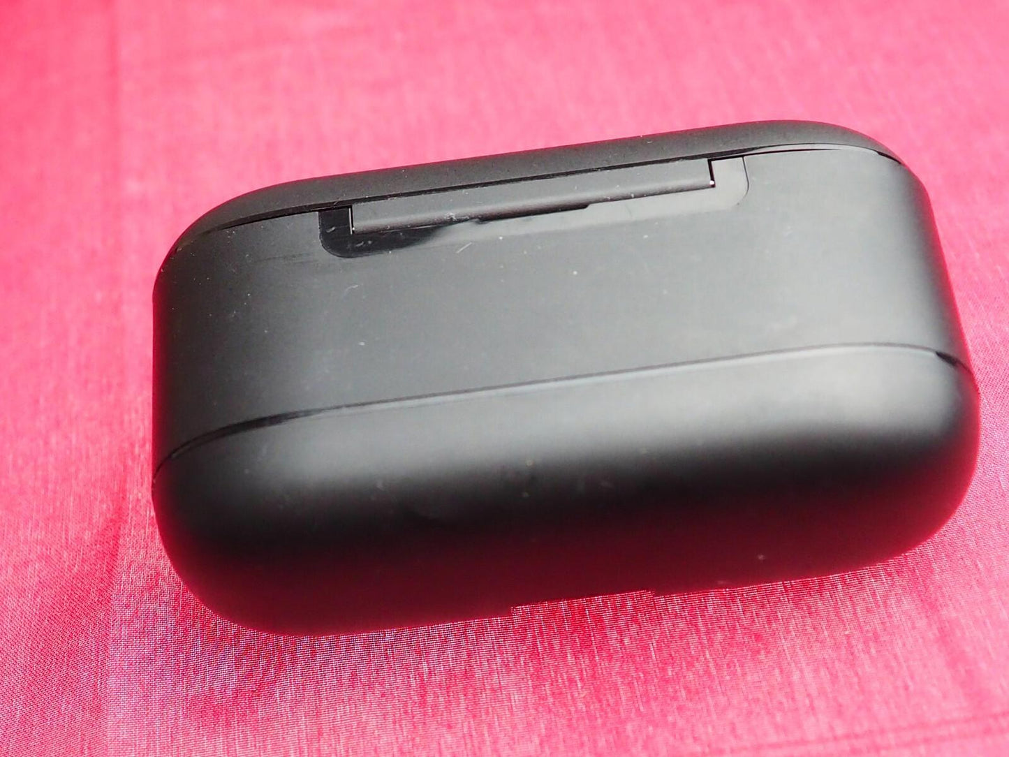 Shure AONIC Free True Wireless Earbuds Case  Only & Working