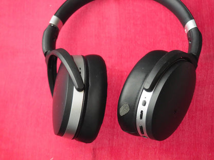 Sennheiser HD450 Bluetooth headphones