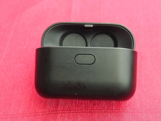 Plantronics Backbeat Pro 5100 Case Only & Working