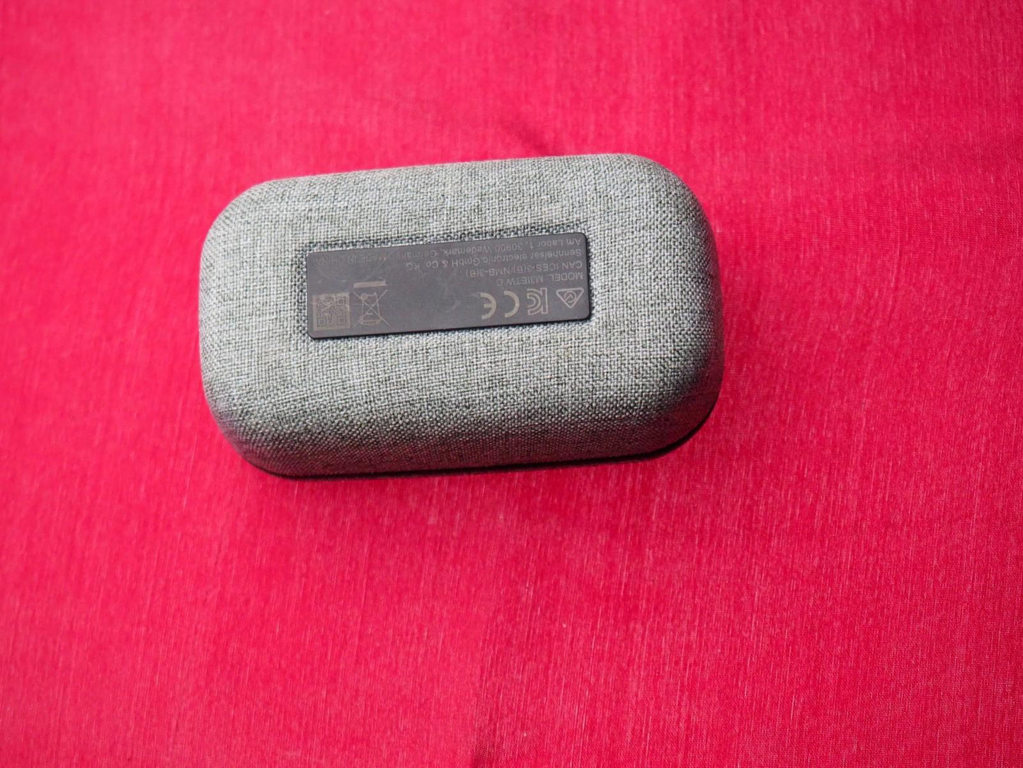 Sennheiser Momentum 2 Case Only & Working