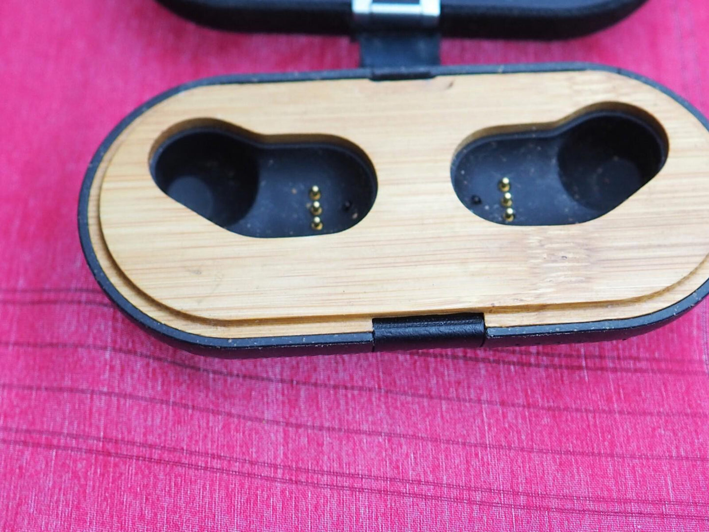 House Of Marley Liberate Air Earbuds Case Only & Working