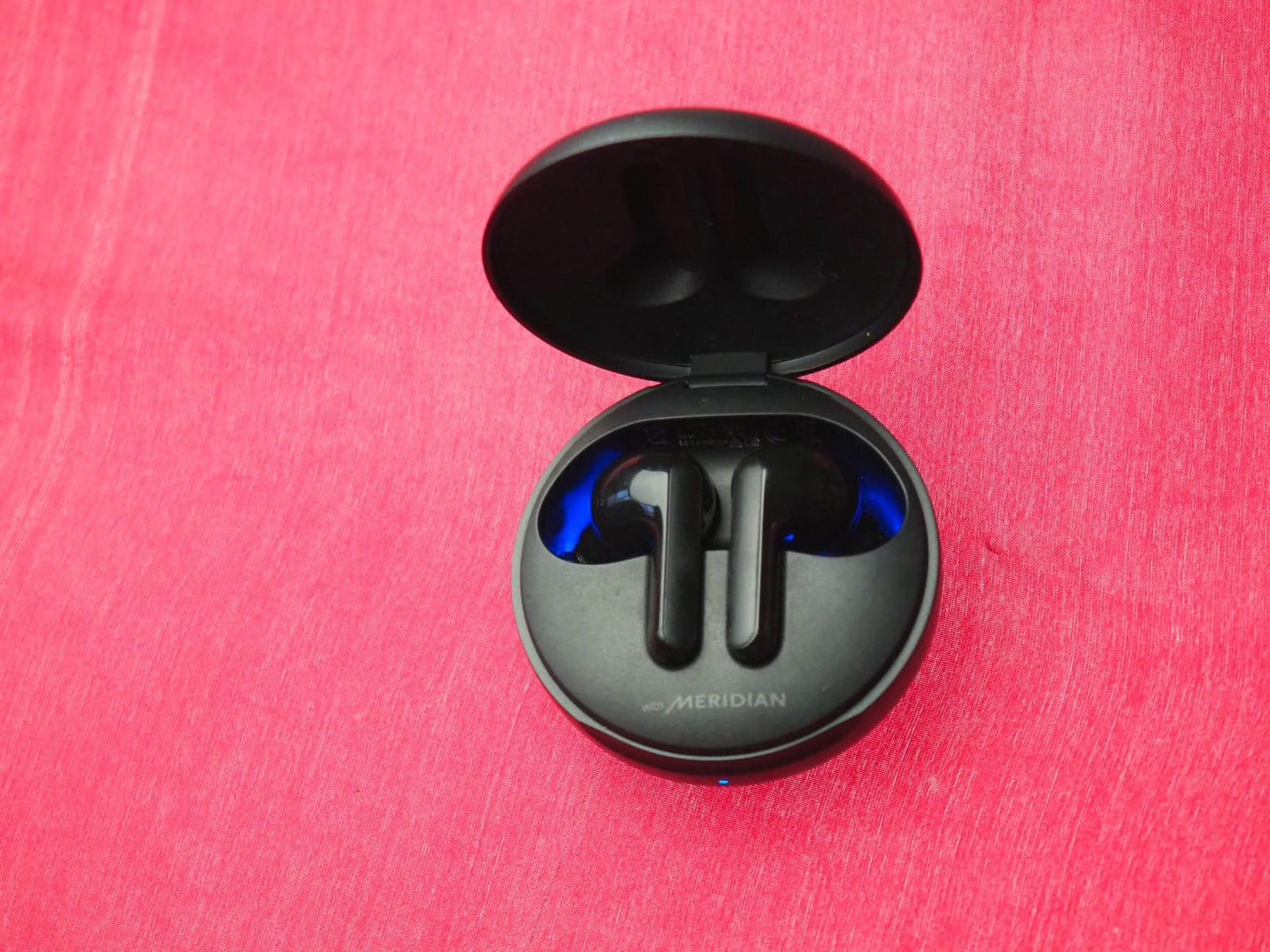 LG TONE Bluetooth Earbuds