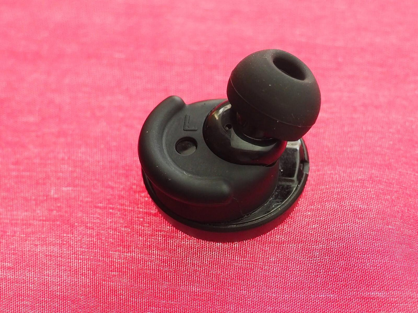Denon Perl Left  Bluetooth Earbud Only & Working
