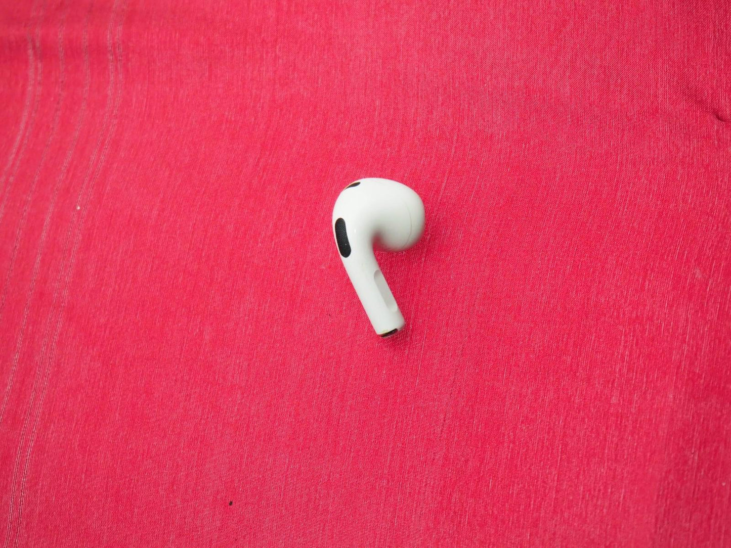Apple Airpods 4 A2565 Right Bluetooth Earbud Only & Working