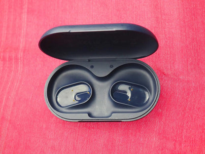 Soundcore v20i Case Only & Working