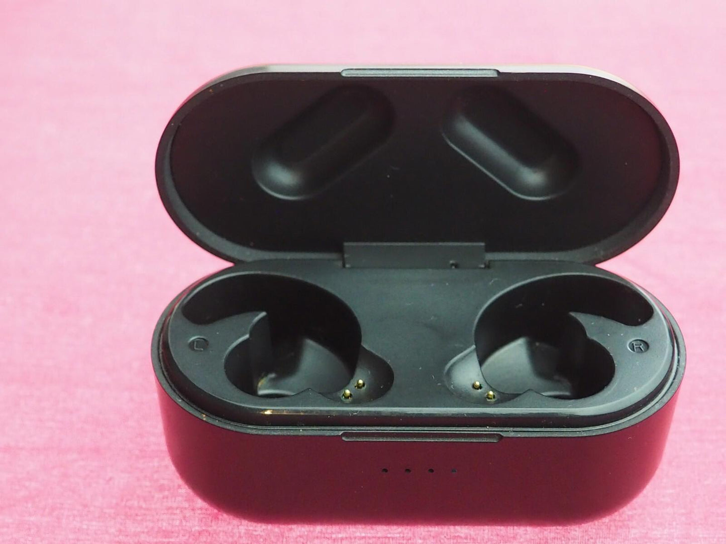 Soundpeats True Engine 2 Earbud Case Only & Working
