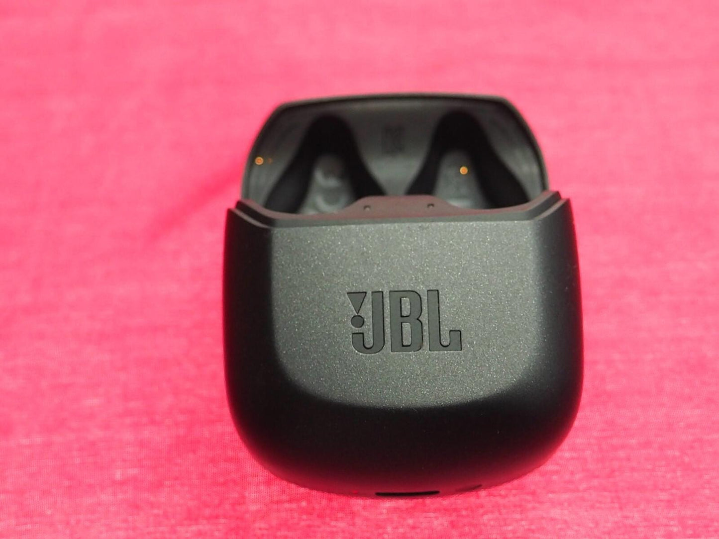 JBL Club Pro + Earbud Case Only & Working