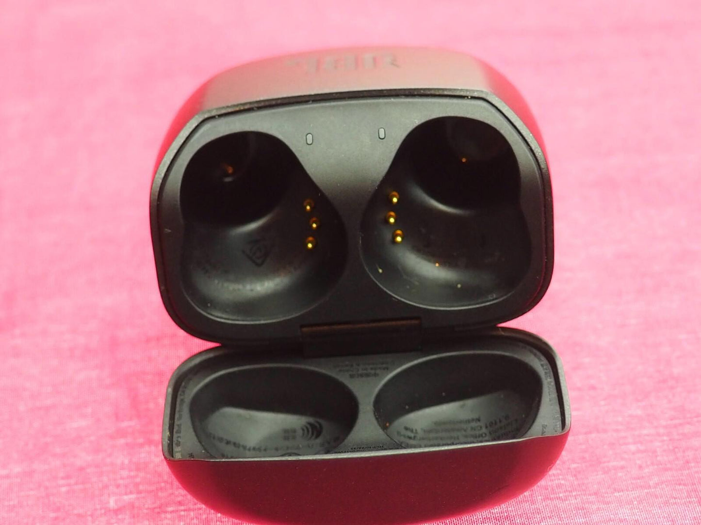 JBL Club Pro + Earbud Case Only & Working