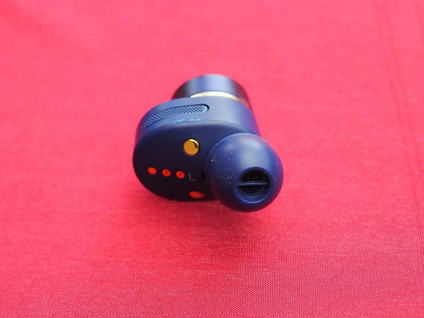 Bowers & Wilkins Pi7 S2 Left Bluetooth earbud Only & Working