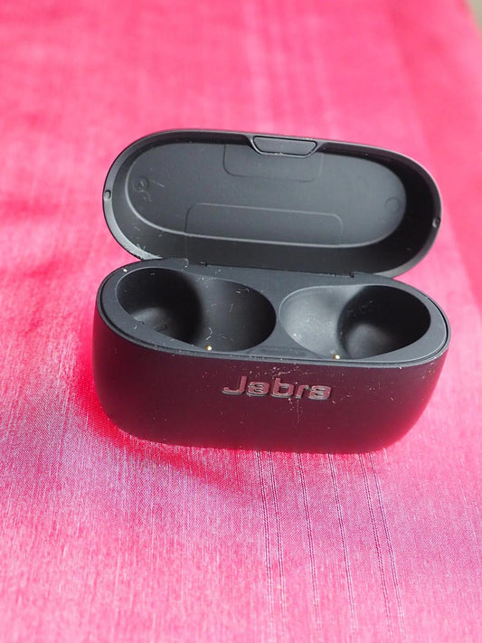 Jabra Elite 75t active Black Case  Only & Working