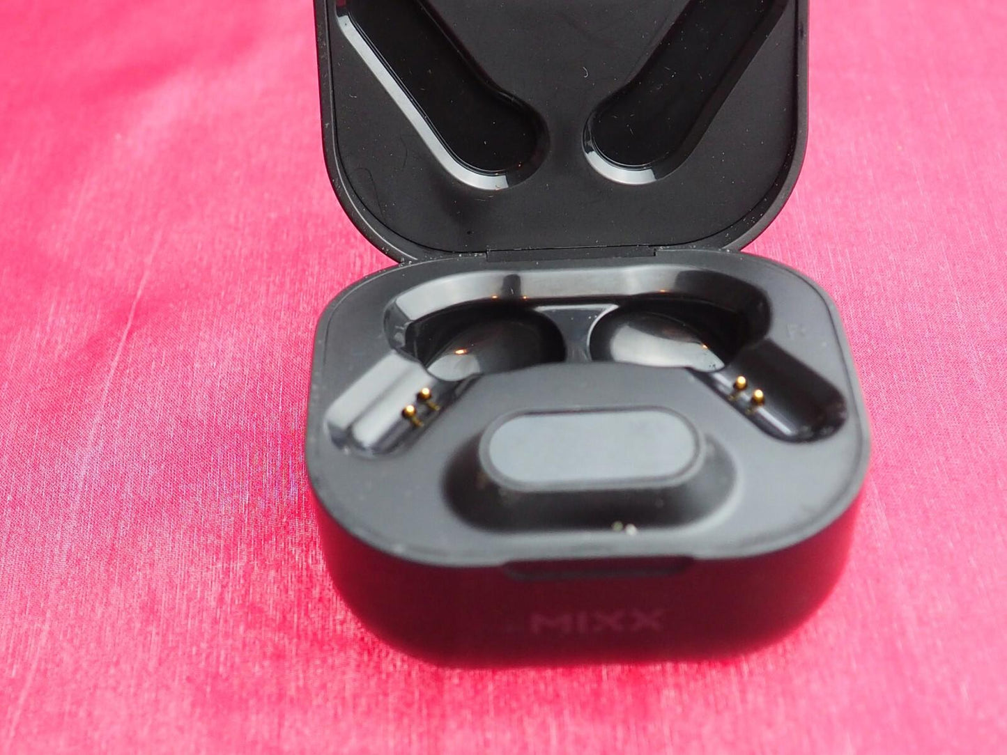 Mixx Streambuds Hybrid Earbuds Case Only & Working