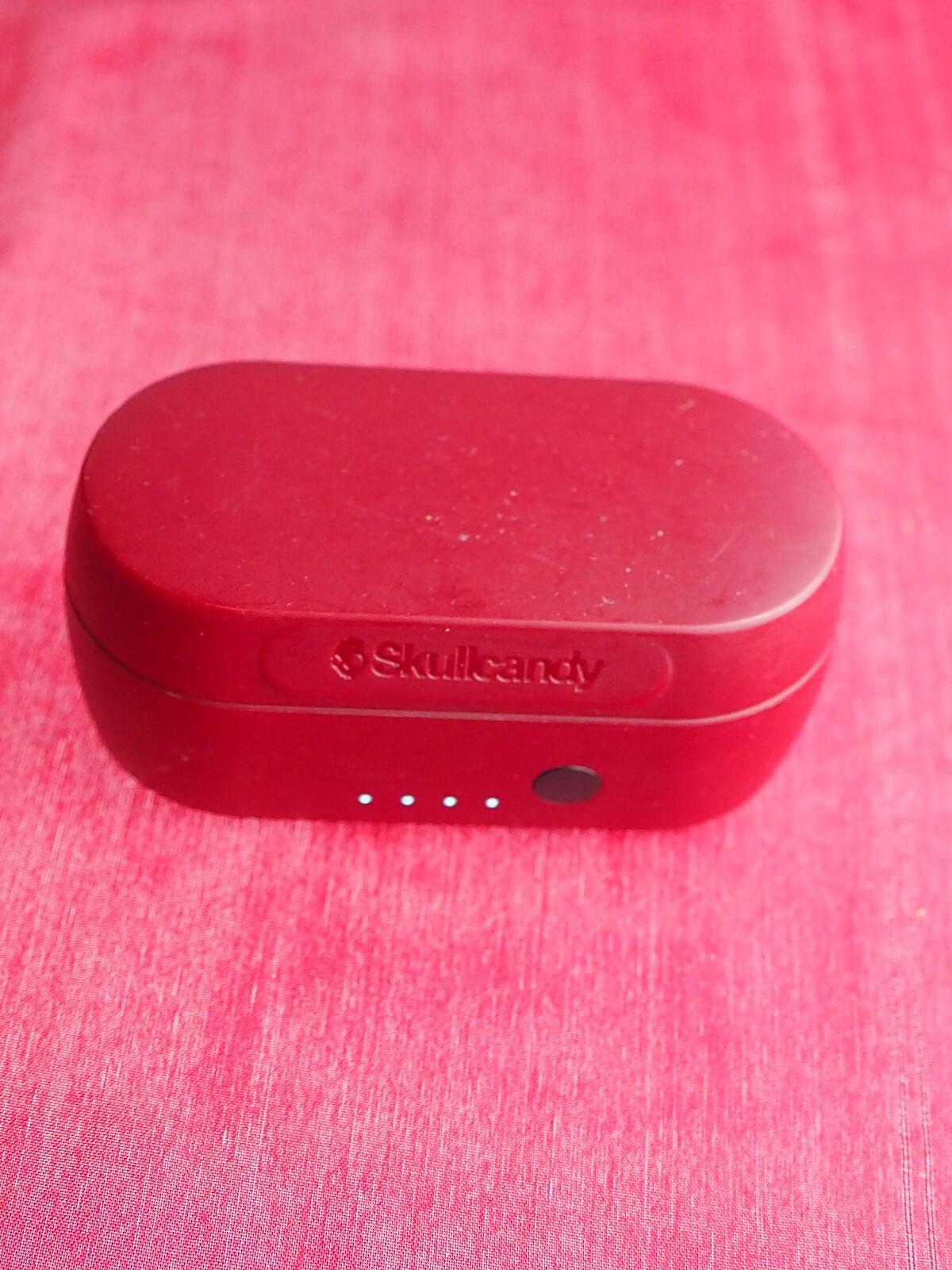 SKULLCANDY Sesh Evo Case  Only & Working