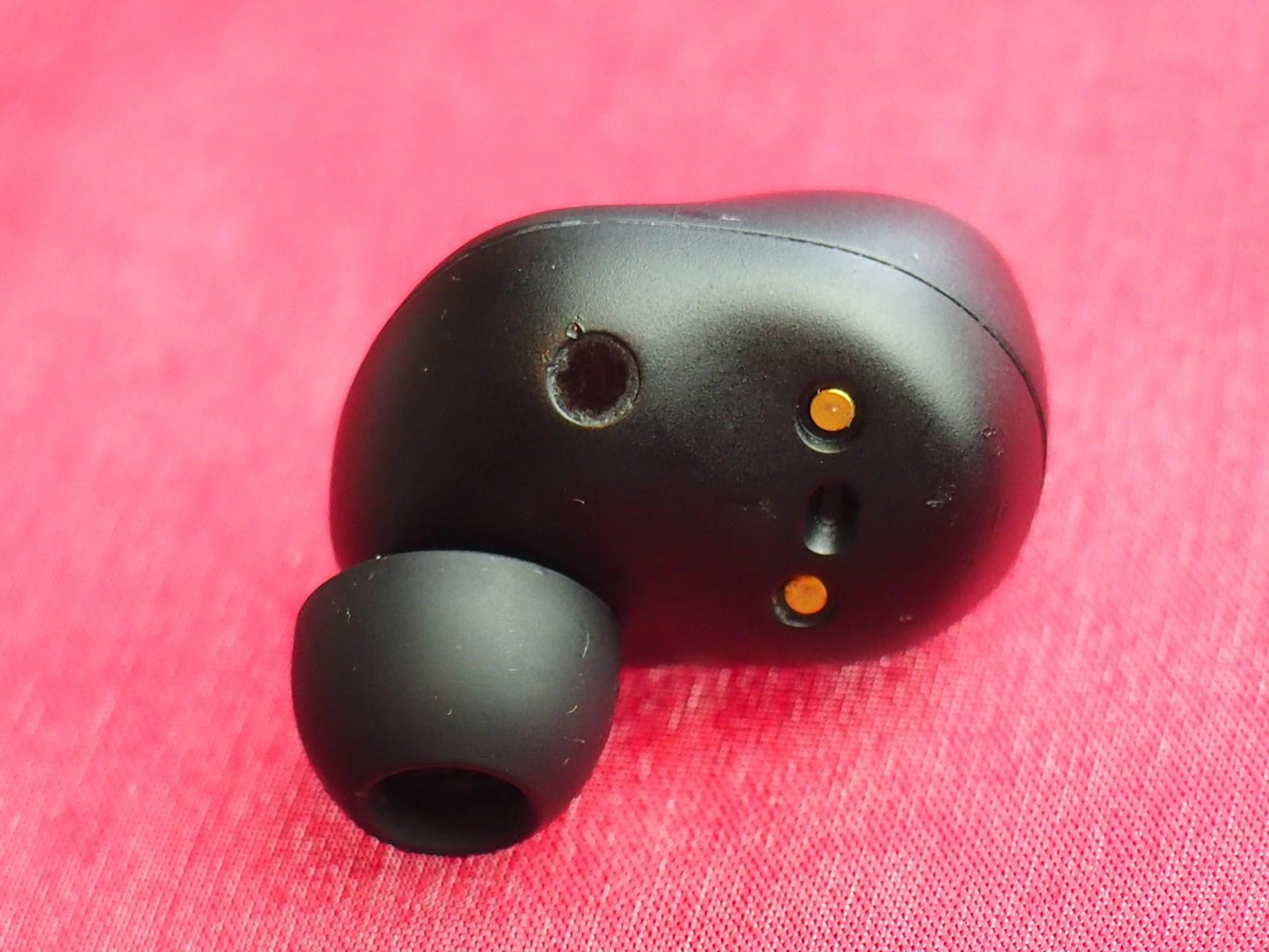 Sennheiser Accentum ATW1 Left Bluetooth earbud Only & Working