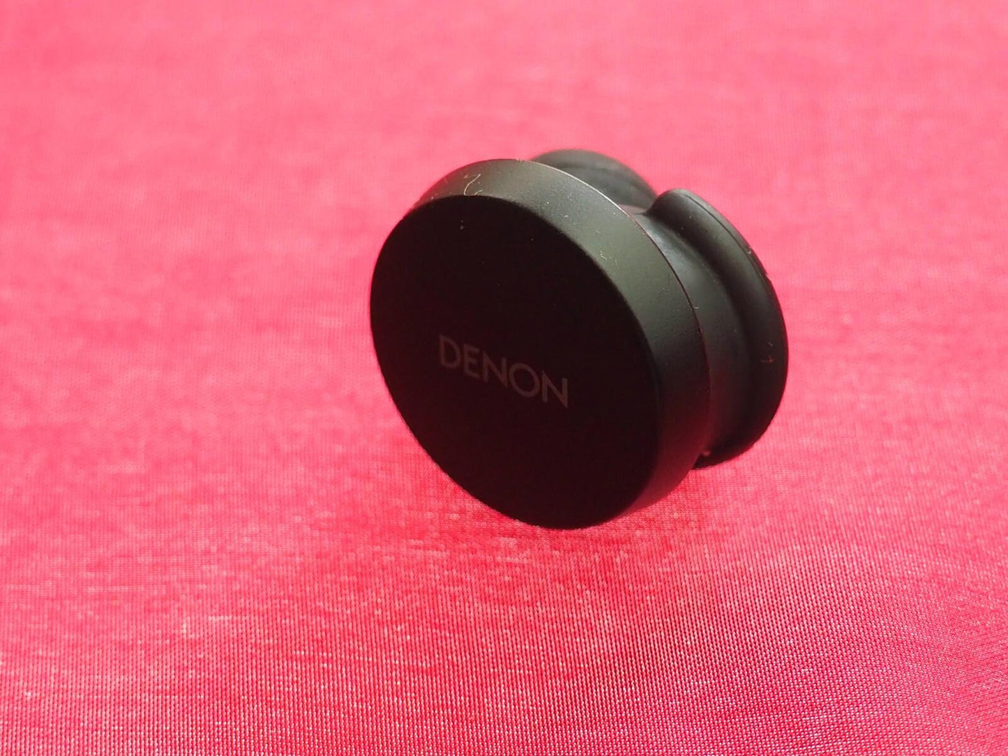 Denon Perl Left  Bluetooth Earbud Only & Working