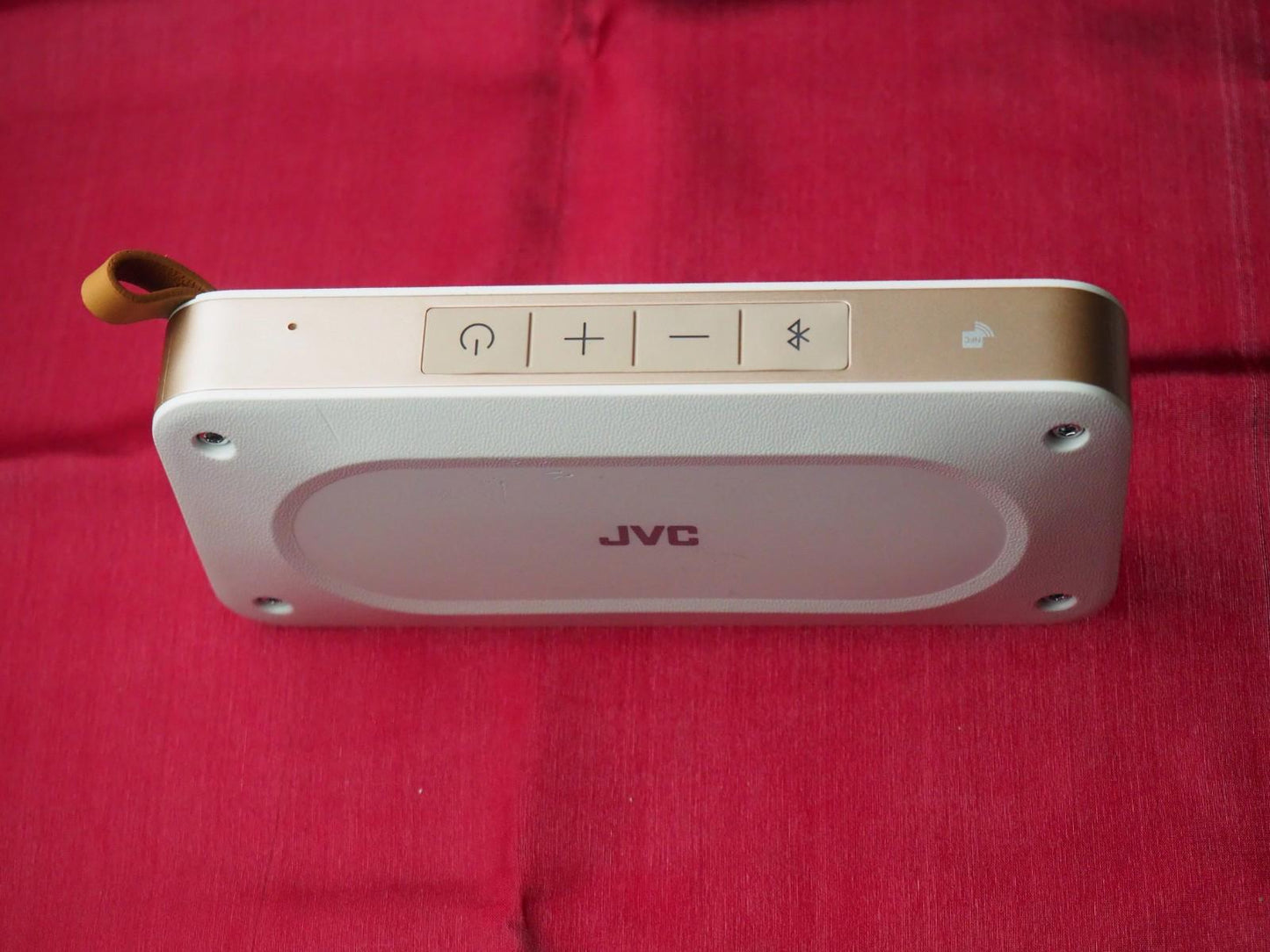 JVC Portable Bluetooth Speaker + NFC & Working