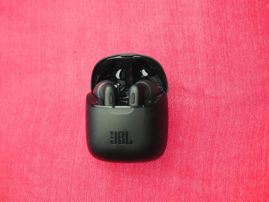 JBL 220 Bluetooth Earbuds