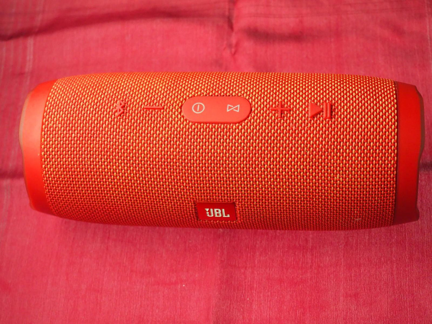 JBL Charge 3 Portable Bluetooth Speaker & Part Working