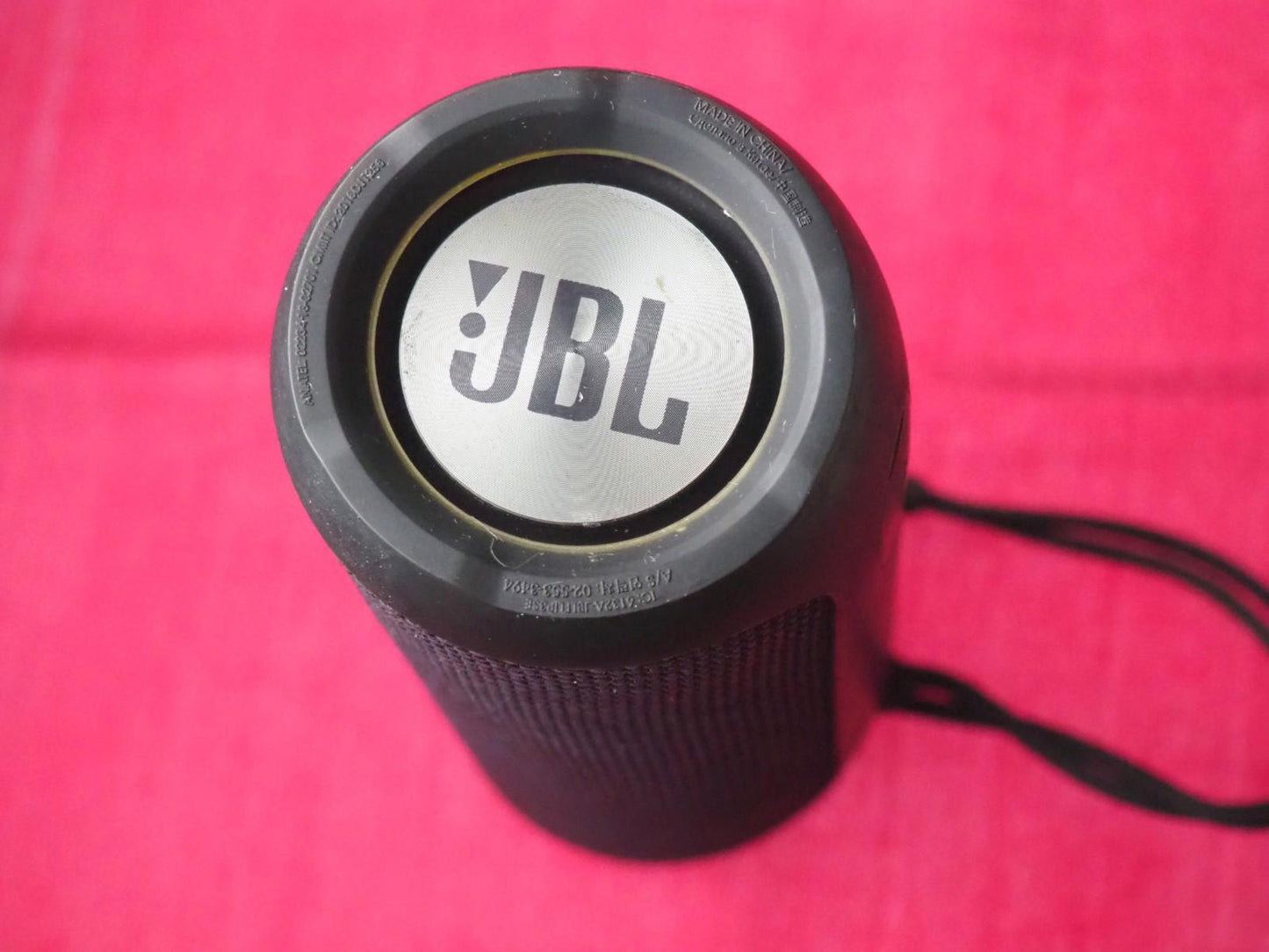JBL Flip 3 Portable Bluetooth Speaker & Working