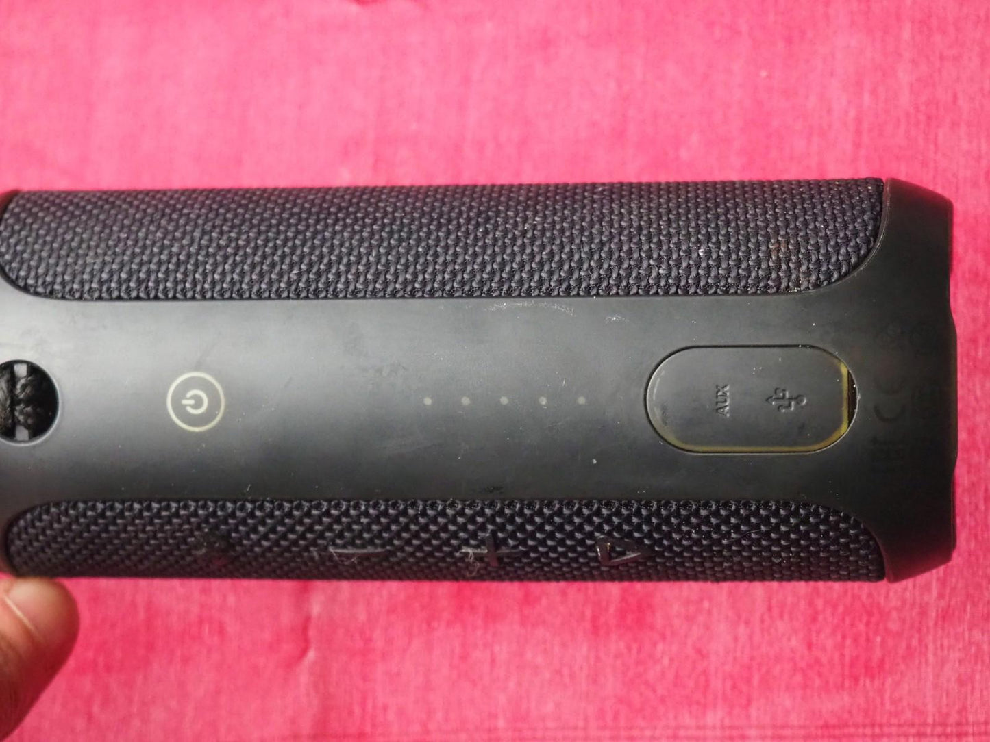 JBL Flip 3 Portable Bluetooth Speaker & Working