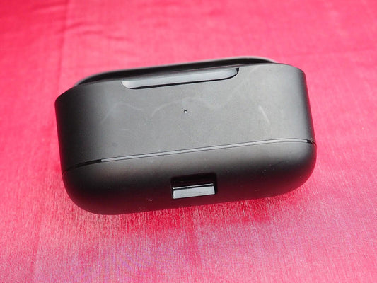 Shure AONIC Free True Wireless Earbuds Case  Only & Working