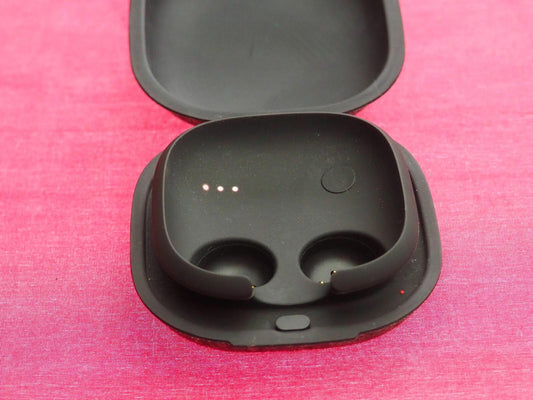 Google Pixel Buds 1st Gen  Earbud Case Only & Working