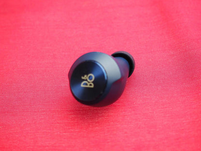Bang & Olufsen Beoplay EQ Right Bluetooth earbud Only & Working