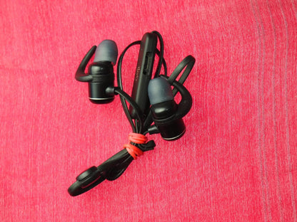 Goji  Bluetooth Earbuds