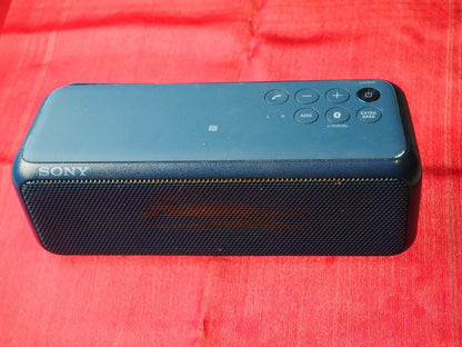 Sony SRS-XB3 Portable Bluetooth Speaker & Damaged & NO CHARGER