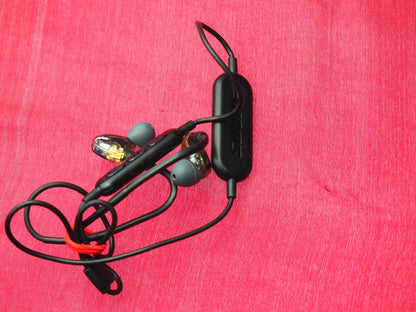 Shure SE425 BT1 Bluetooth Earbuds