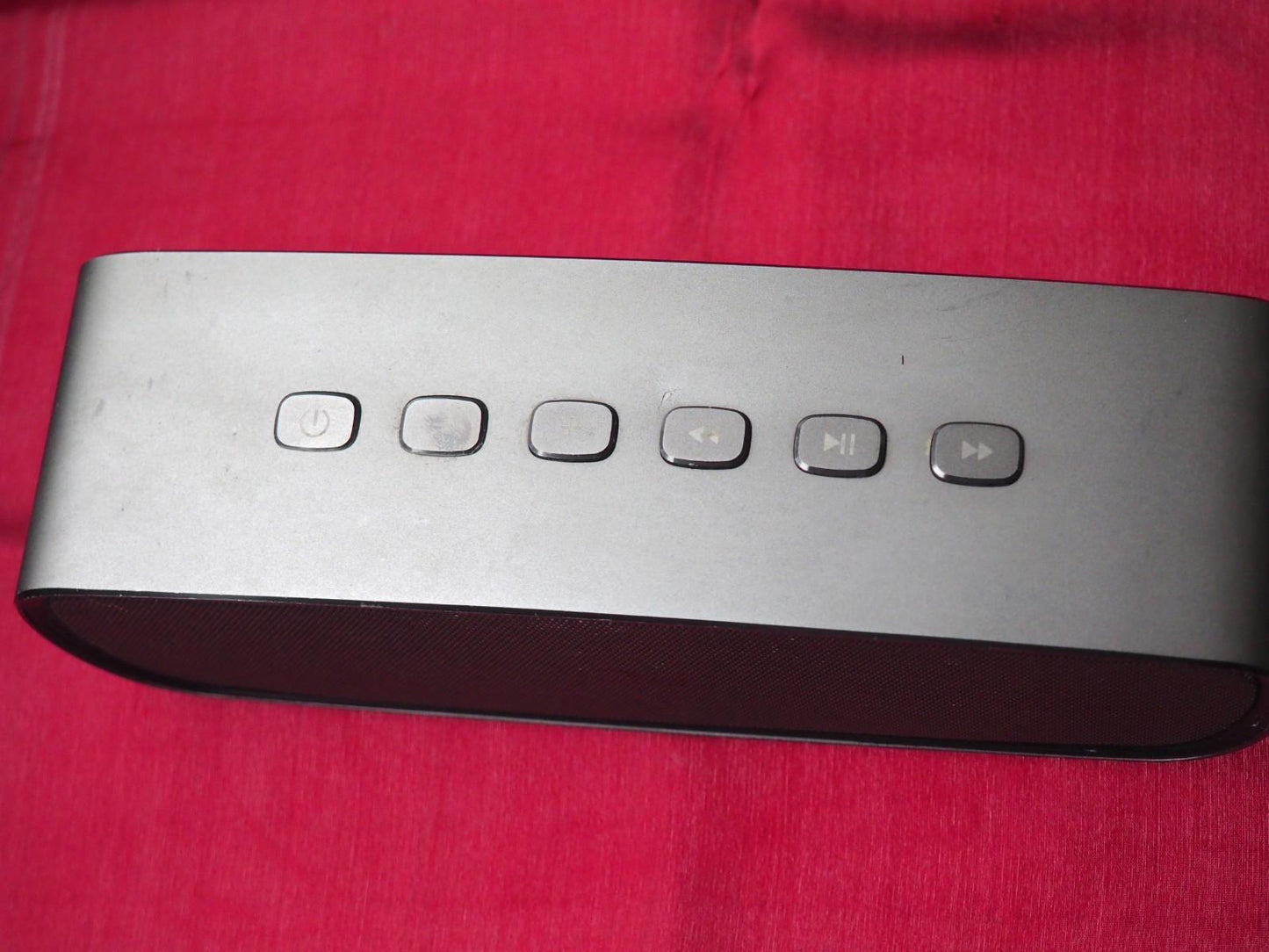 JAM HX-P920 Portable Bluetooth Speaker & NOT Working
