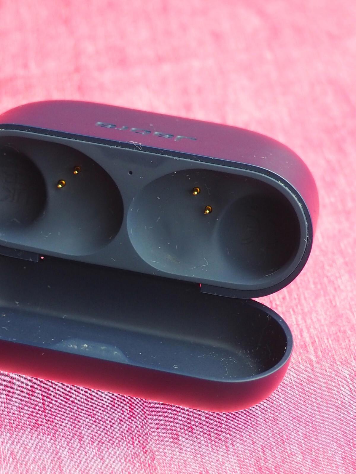Jabra Elite 10 Gen  Black Case  Only & Not Working