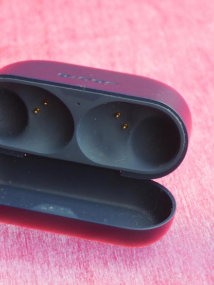 Jabra Elite 10 Gen  Black Case  Only & Not Working