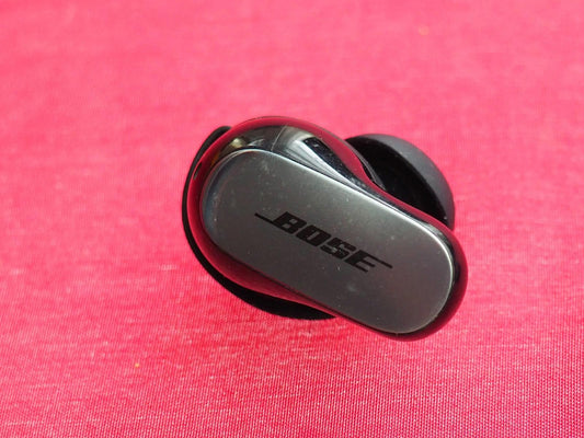 Bose Quietcomfort Ultra Grey Right Earbud AND WILL NOT WORK AS A PAIR