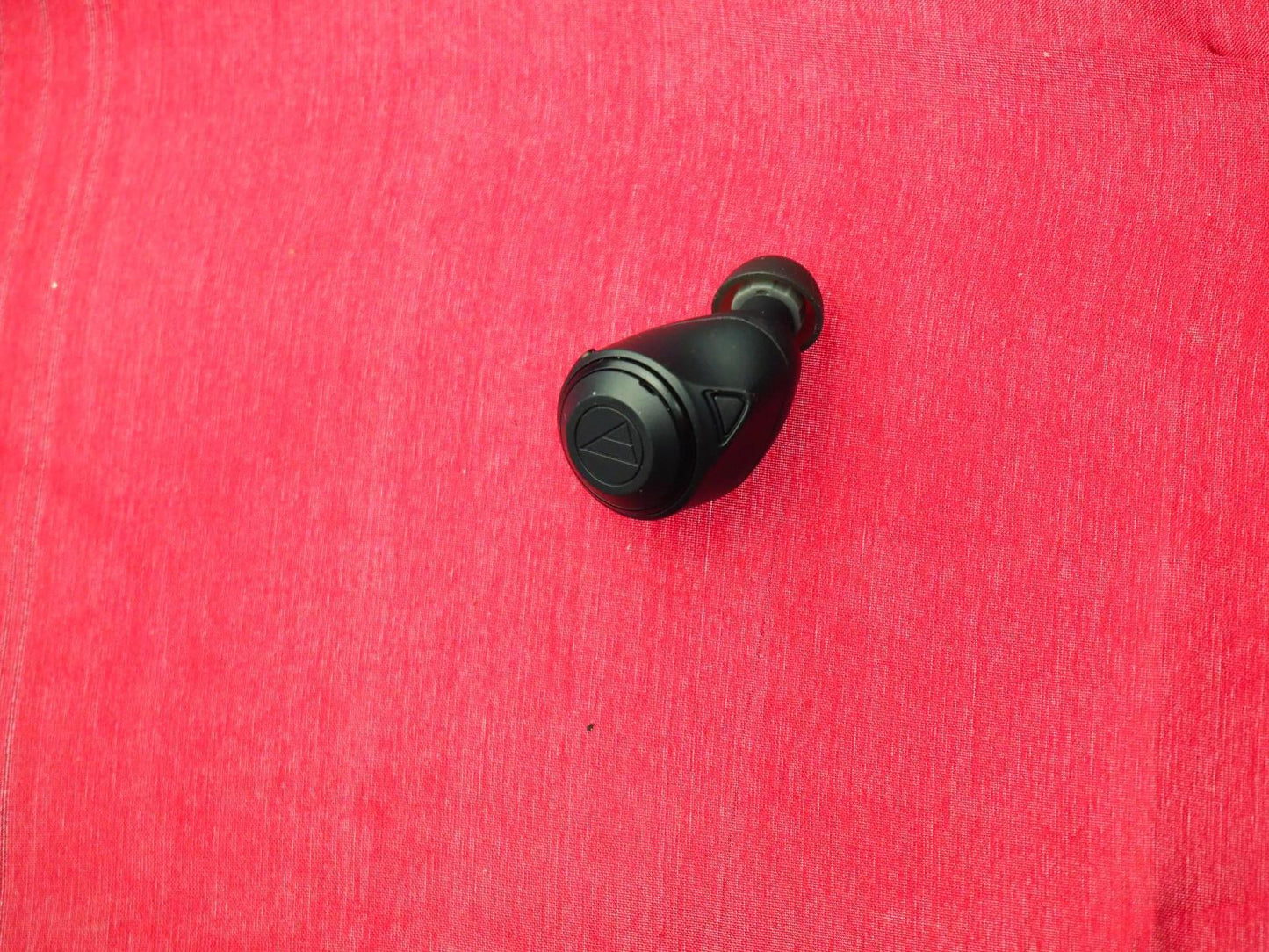 Audio-Technica CKS50TW  Right Bluetooth Earbud Only & Untested