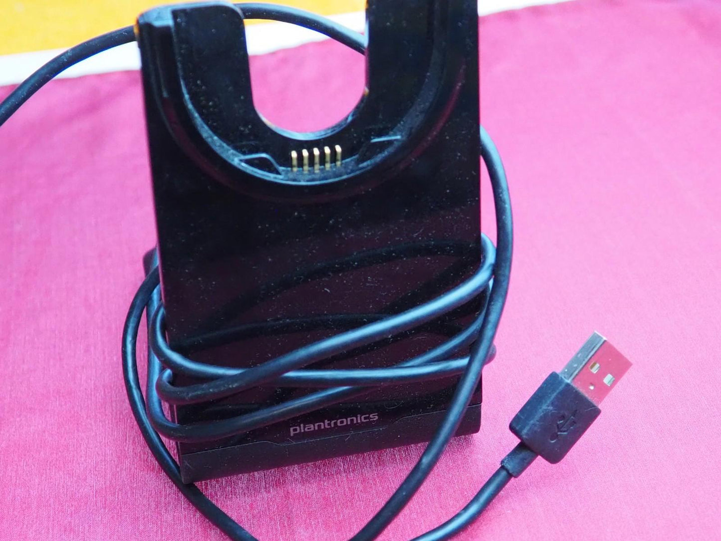 Planctronics Headset Stand  for Model B825