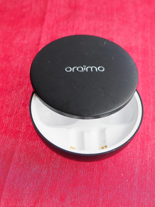 Oraimo FreePods 4 Case  Only & Working