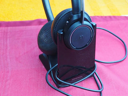 Plantronics Voyager Focus UC Headset Model B825 + STAND (No Dongle)