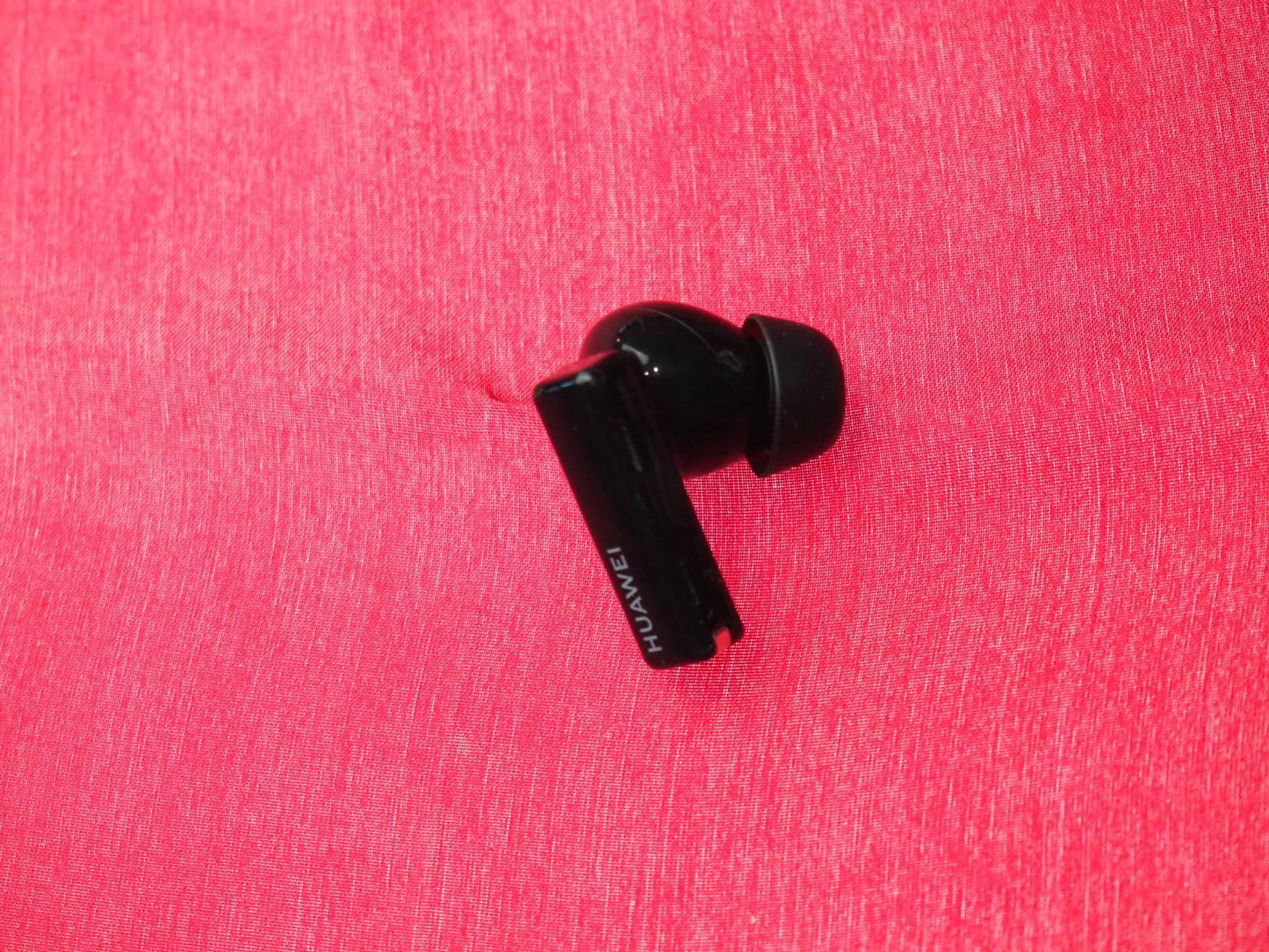 Huawei Freebuds Pro Right Bluetooth Earbud Only & Working