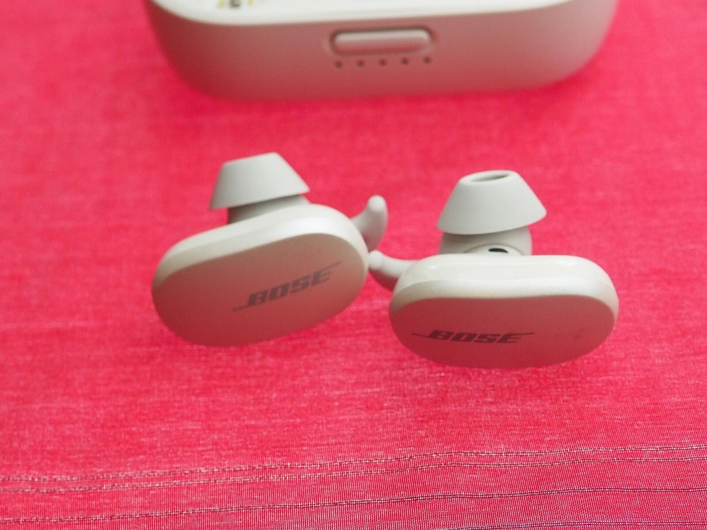 Bose Quietcomfort Bluetooth Earbuds Working