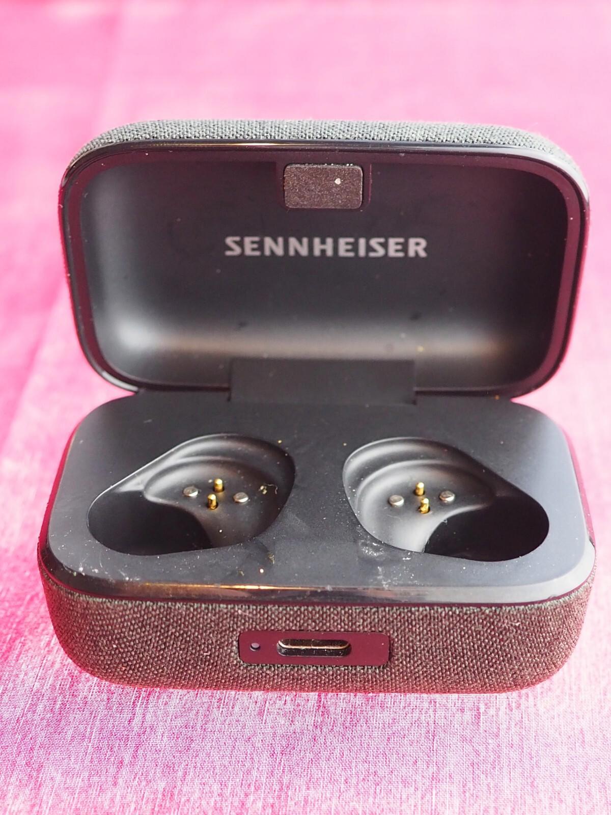 Sennheiser Momentum 3 Case  Only & Working