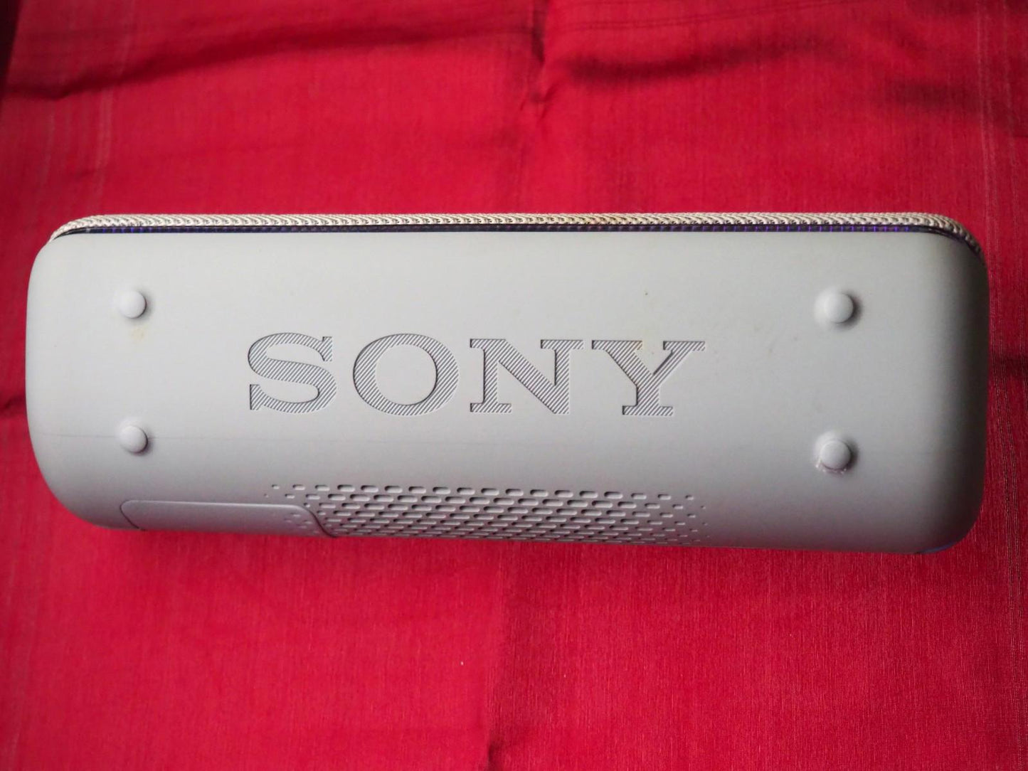 Sony SRS-XB32 Portable Bluetooth Speaker & Working