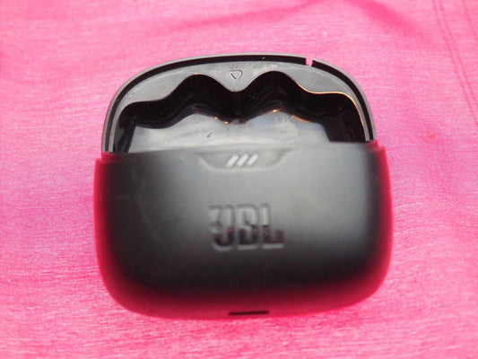 JBL Tune 245 Case Only & Working