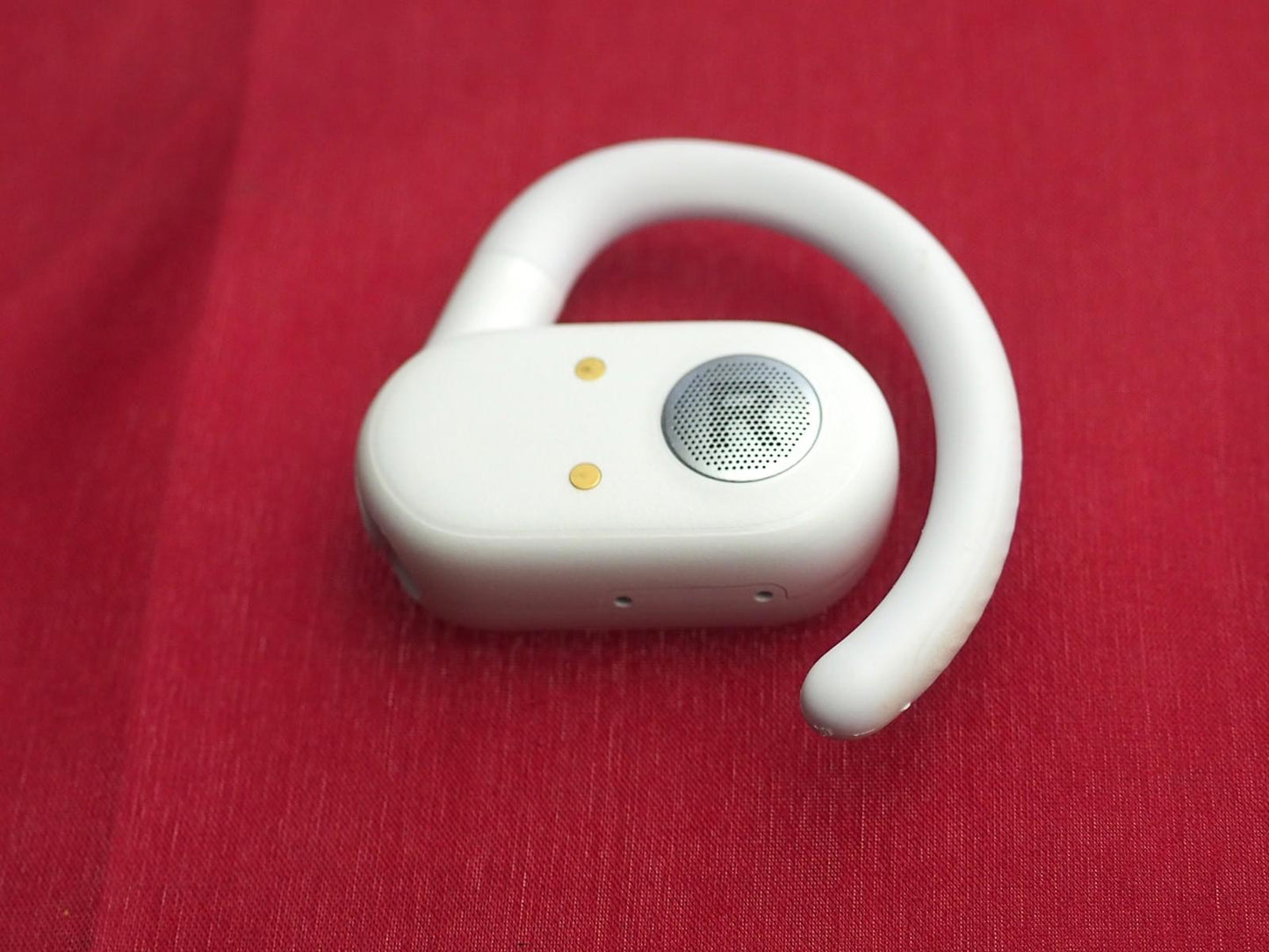 JBL Soundgear Sense Right Bluetooth earbud Only & Working