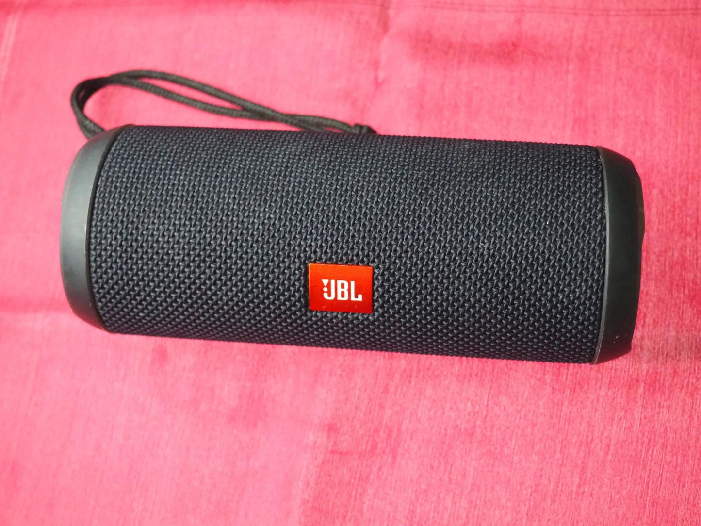 JBL Flip 3 Portable Bluetooth Speaker & NOT Working
