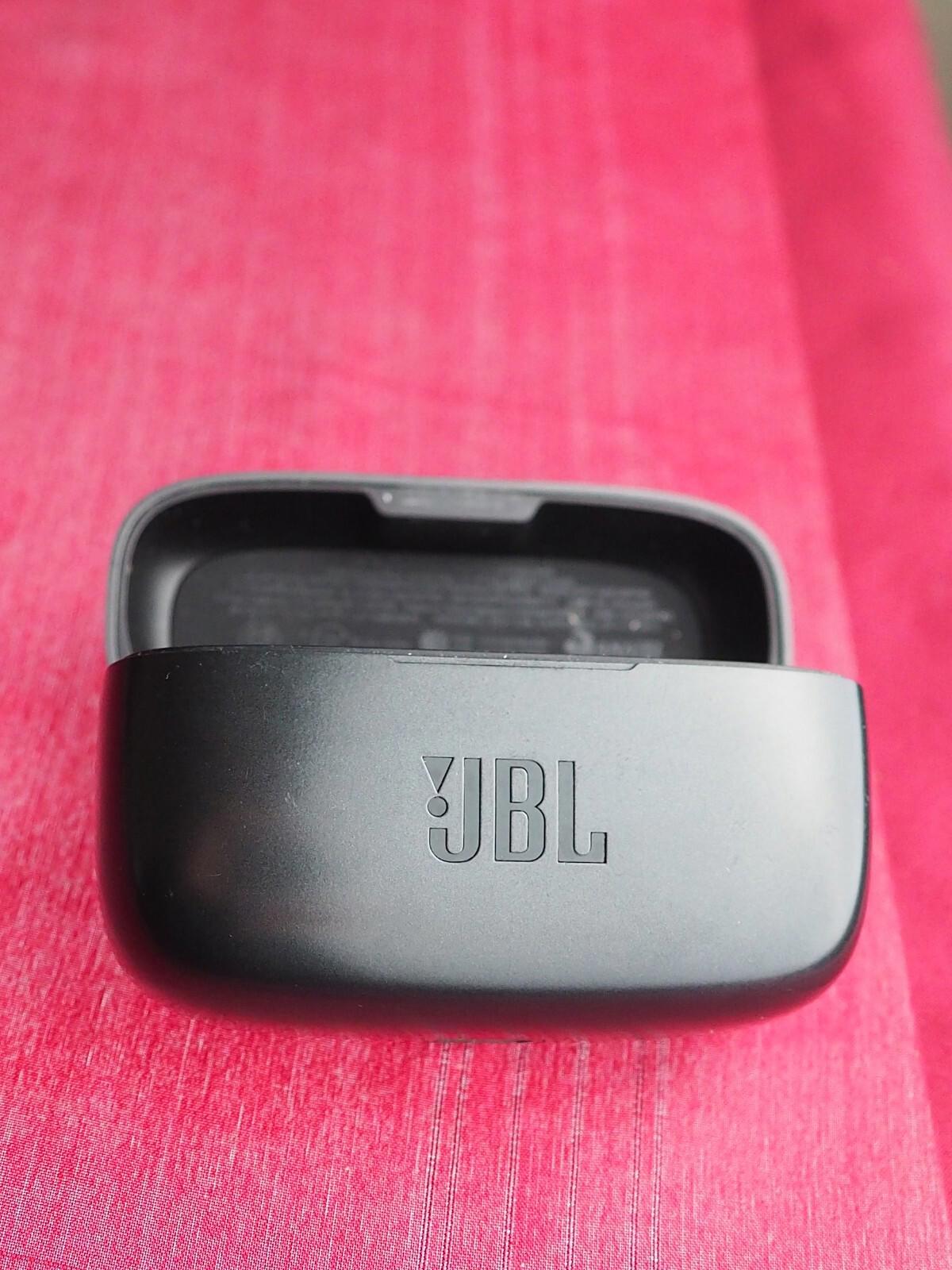 Jbl Live 300 Case  Only & Working
