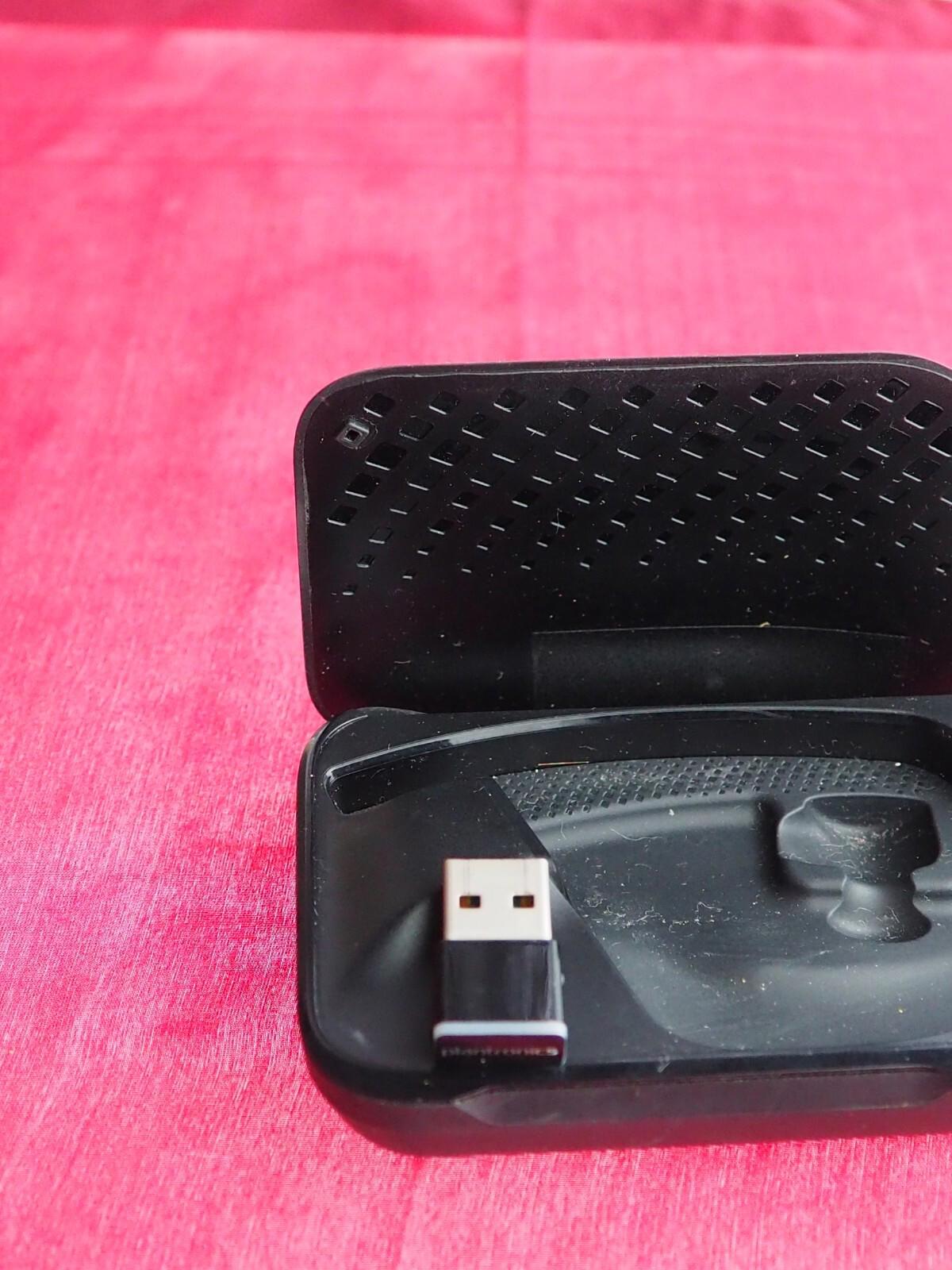 Plantronics Voyager Focus BT60 Case + USB Adapter Only & Working