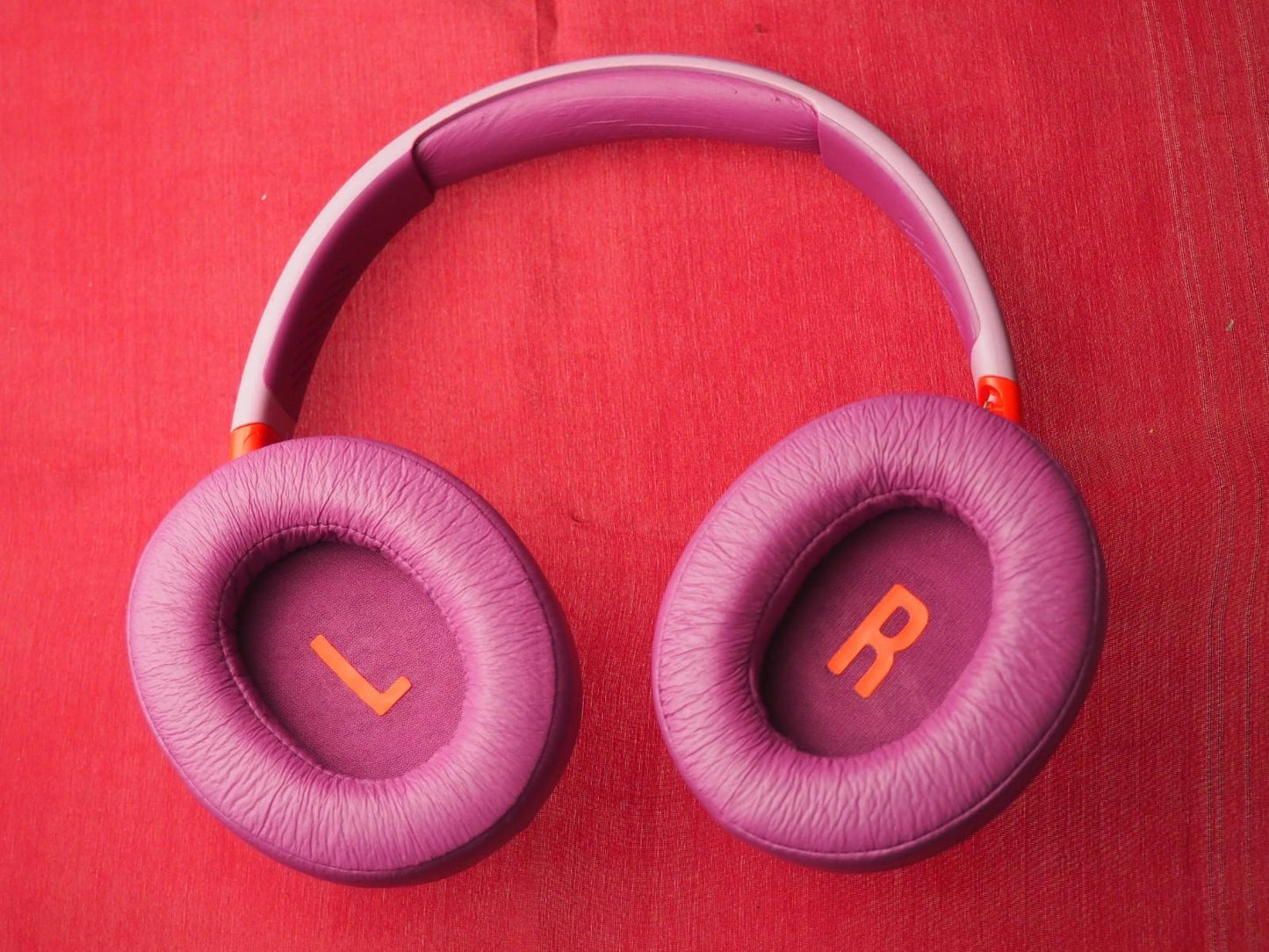 JBL JR460NC Bluetooth headphones